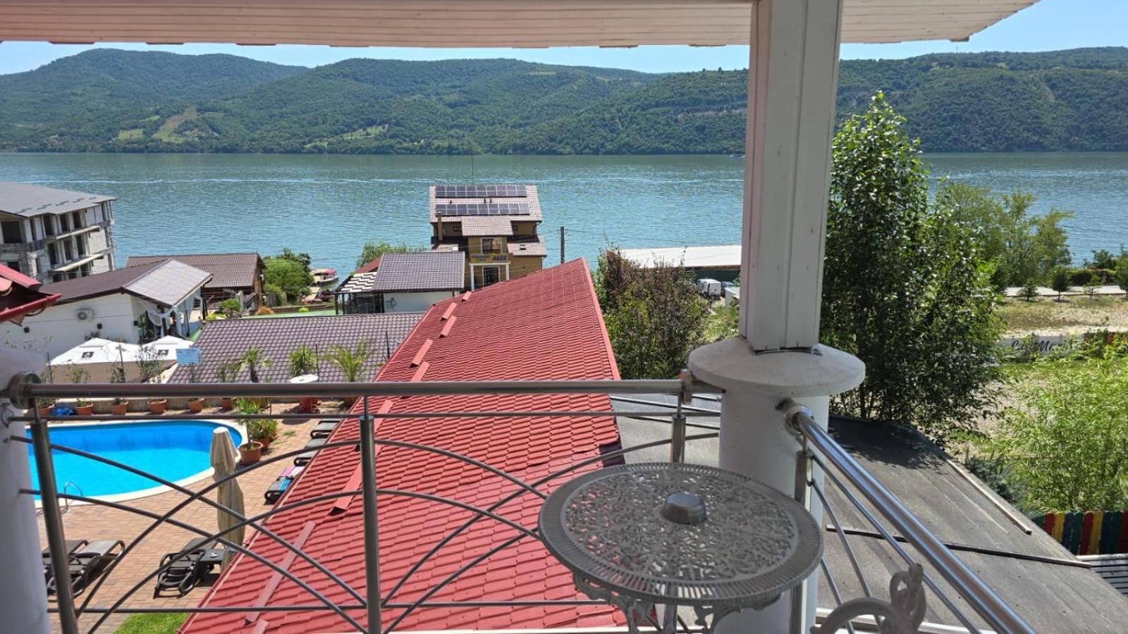 Отель Casa Marina Ешелница Экстерьер фото